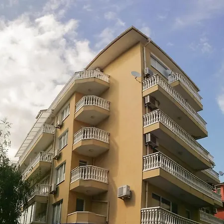 - Sea Vacation * Pomorie